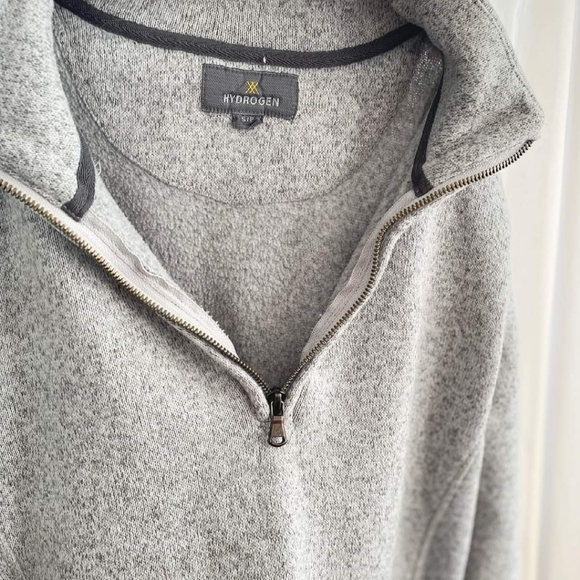 Grey hoodie - Picture 3 of 3